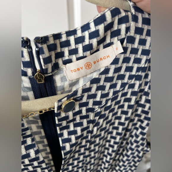 Tory Burch sleeveless dress - Picture 3 of 6